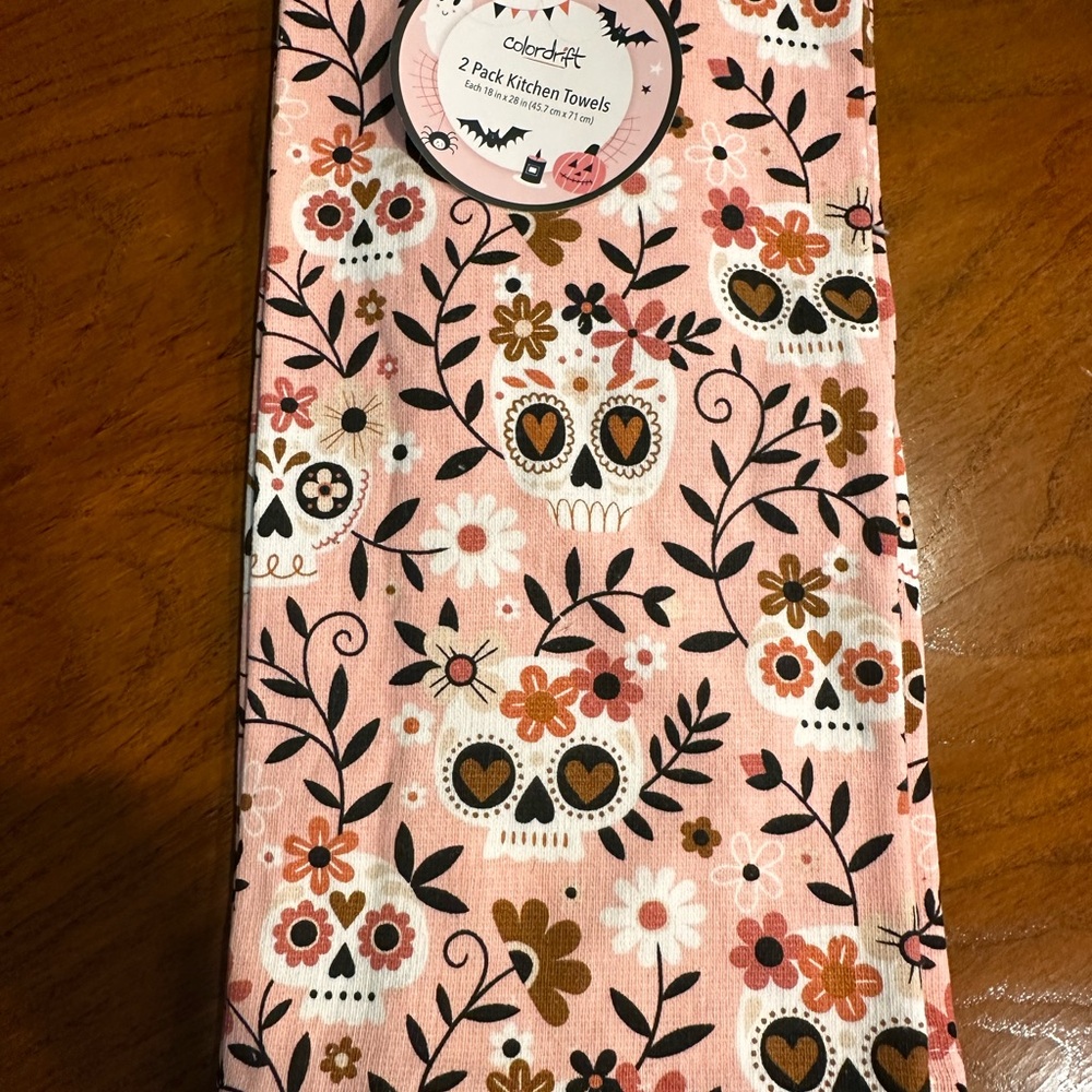 NWT Day of the dead pink kitchen towels set